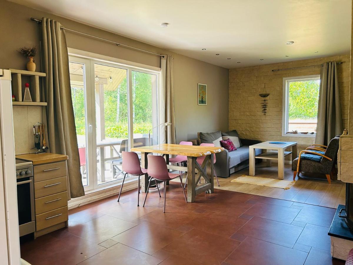 Mezalauki Villa Kolka Eksteriør bilde